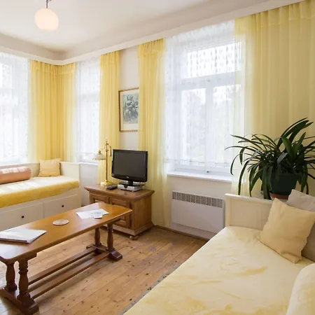 Aparthotel Boutique Ametyst 4*