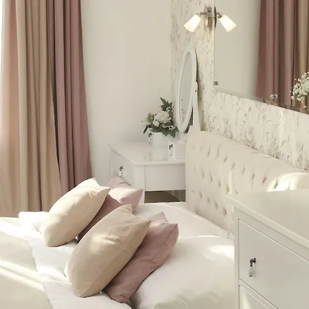 Aparthotel Boutique Ametyst 4*