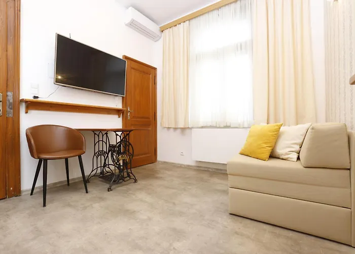 Ξενοδοχείο με διαμερίσματα Ametyst